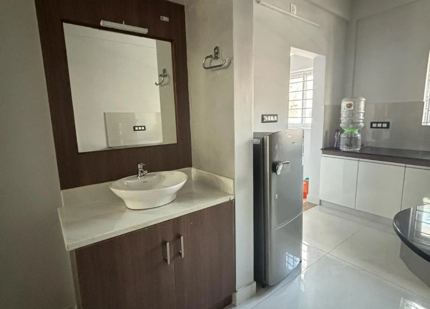 G3 Gayathri Enclave Fully Furnished 2Bhk Apartment Thiruvananthapuram